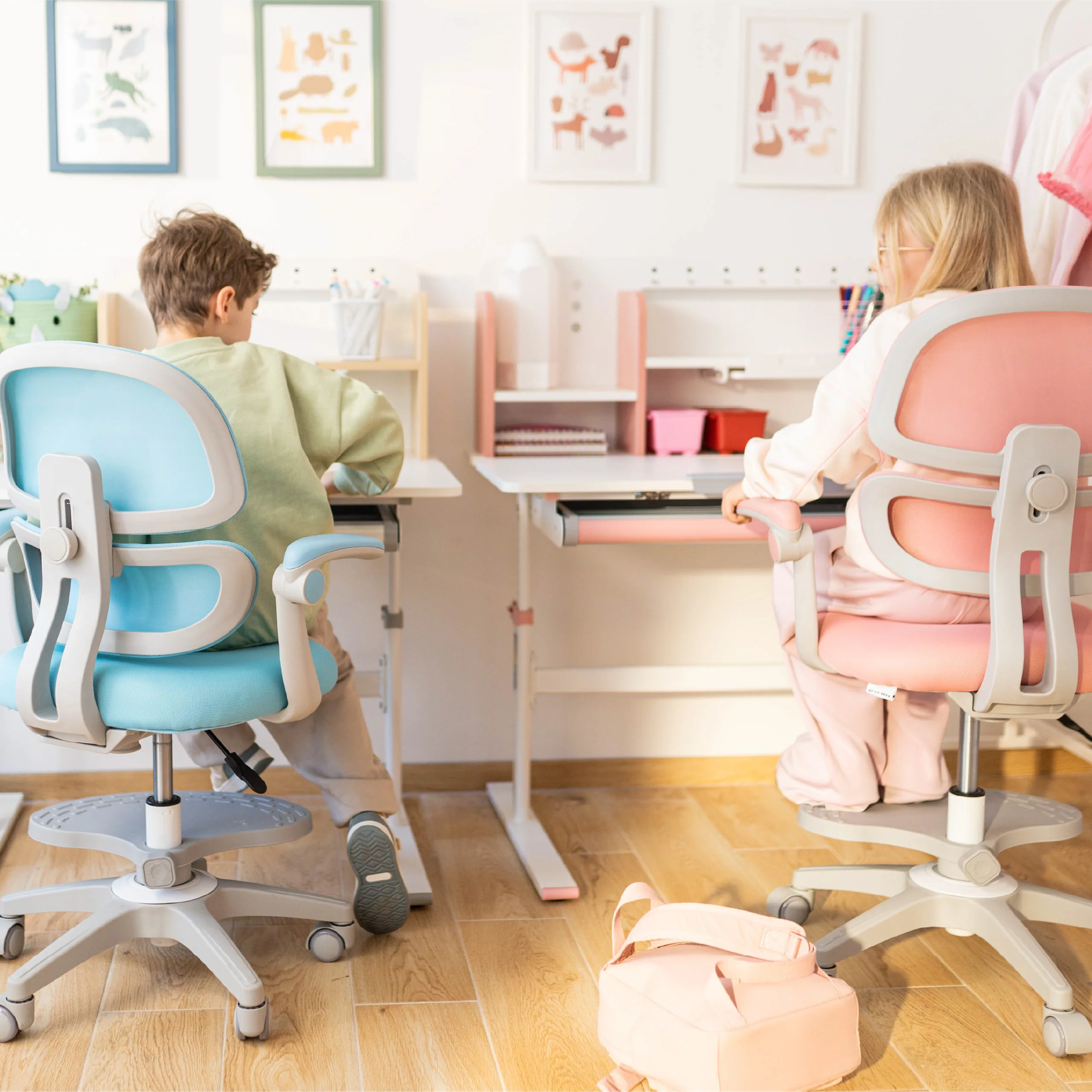 Fotel ergonomiczny dla dzieci Mark Adler Junior 4.4 Pink - Image 4